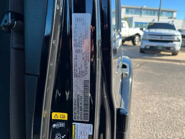 Used 2022 Black Jeep Sahara 4x4 image 17