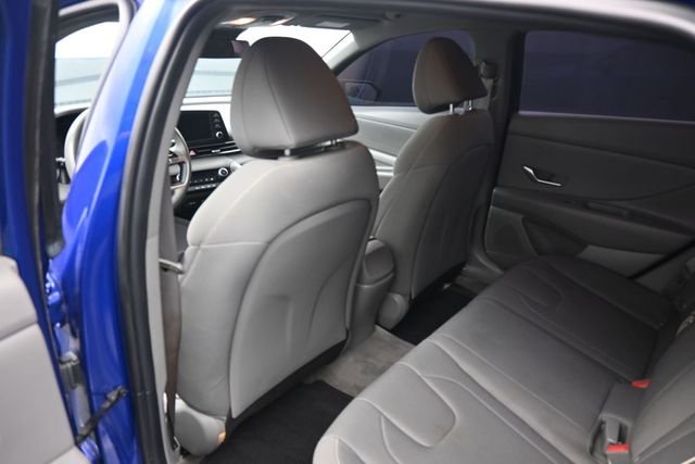 Used 2023 Blue Hyundai SEL image 23