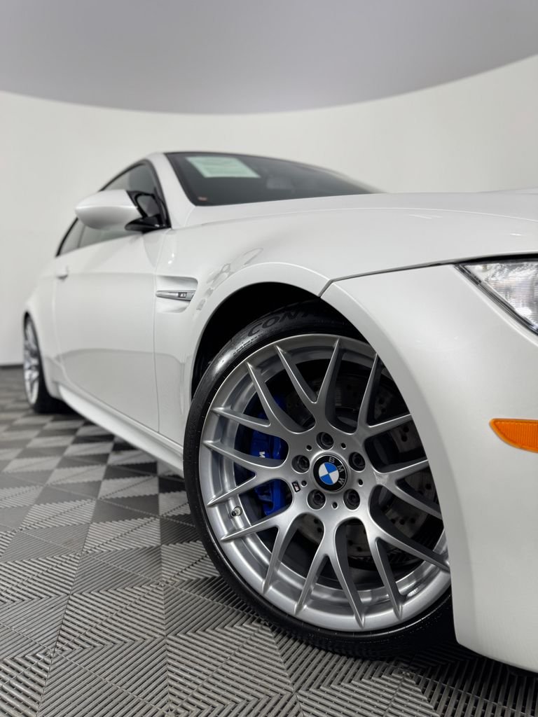 Used 2013 White Metallic BMW Base image 36