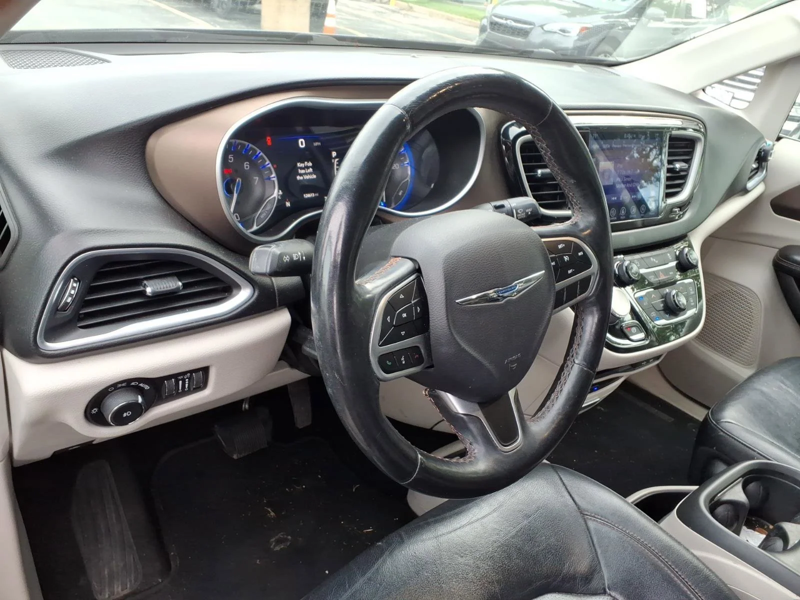 Used 2017 Brilliant Black Crystal Pearlcoat Chrysler Touring-L Plus image 9