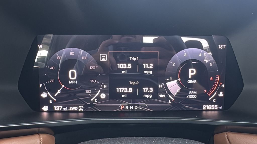 Used 2025 Silver GMC AT4 image 15