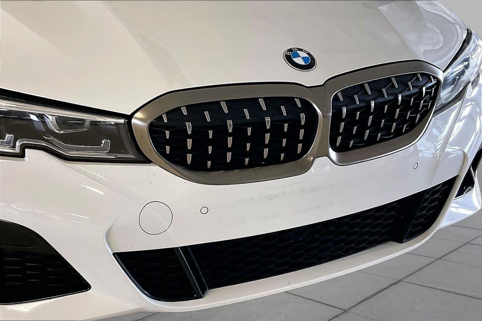 Used 2020 Alpine White BMW M340i image 29