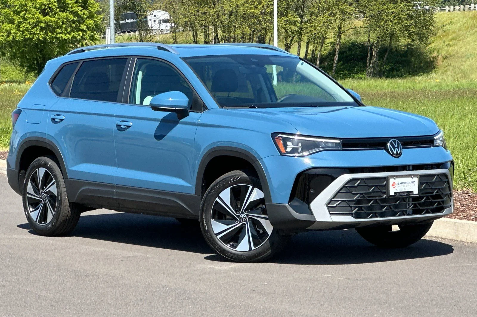 2026 Volkswagen Taos 1.5T SE 4Motion's photo