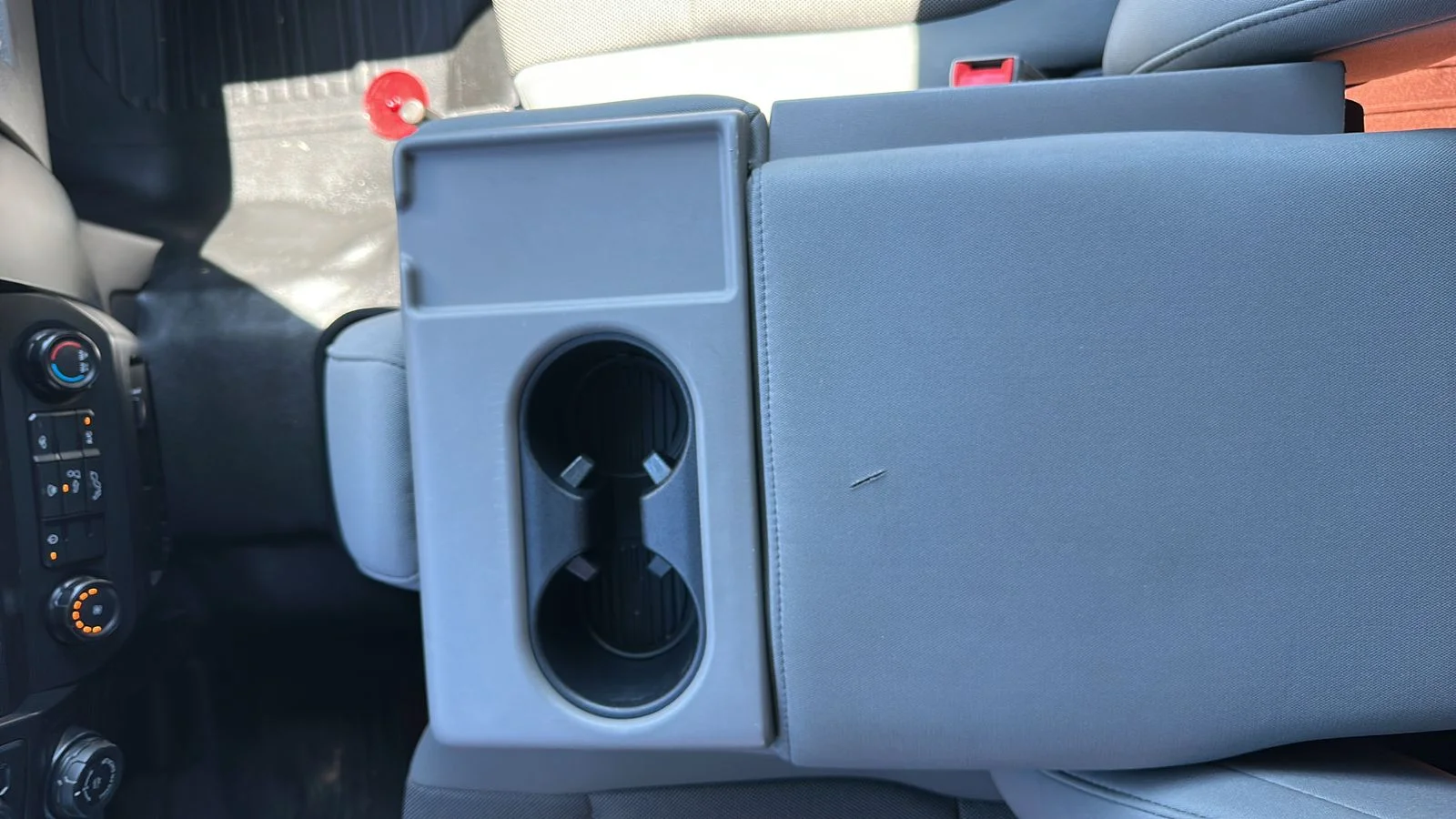Used 2019 White Ford XL image 13