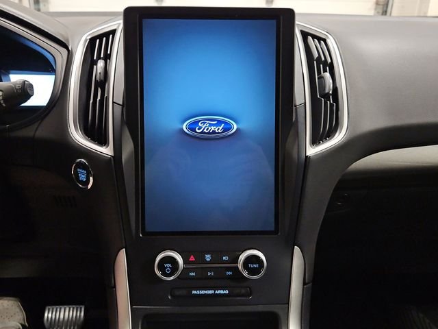 Used 2023 Black Ford SEL image 27