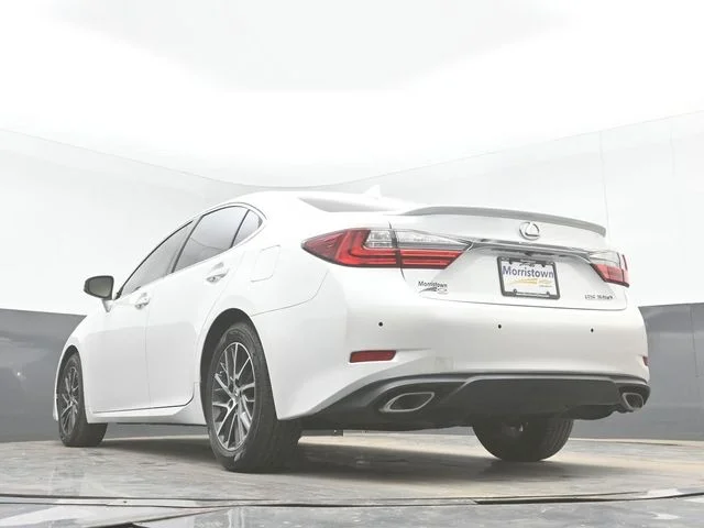 Used 2017 White Lexus 350 image 43