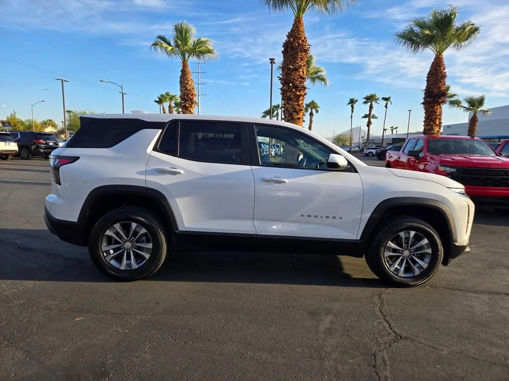 Used 2026 Summit White Chevrolet LT image 7