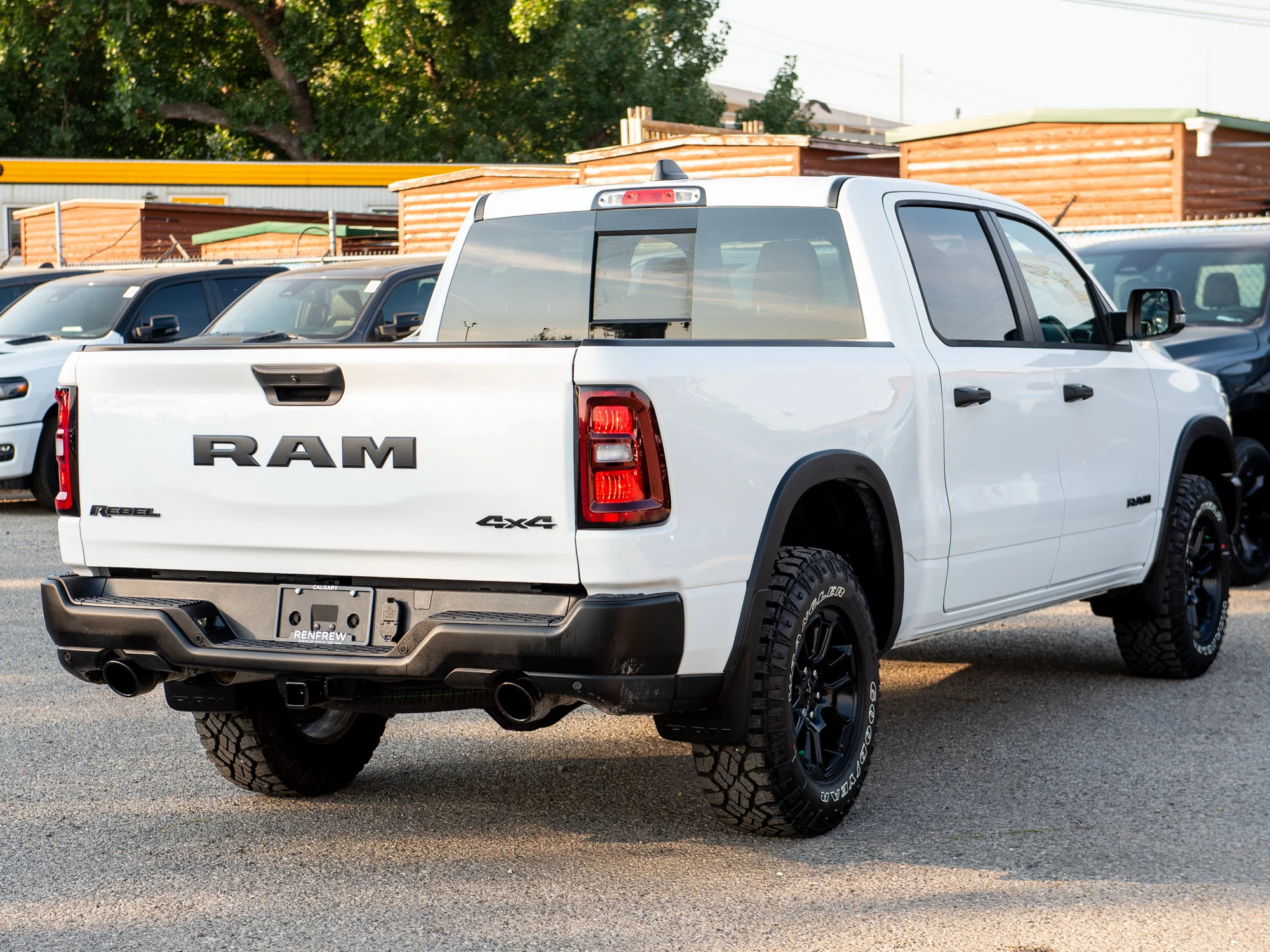New 2026 White RAM Rebel* Crew Cab 4x4, 33 Inch A/T Tires, Heated Seats, Nav, Alpine Audio image 9