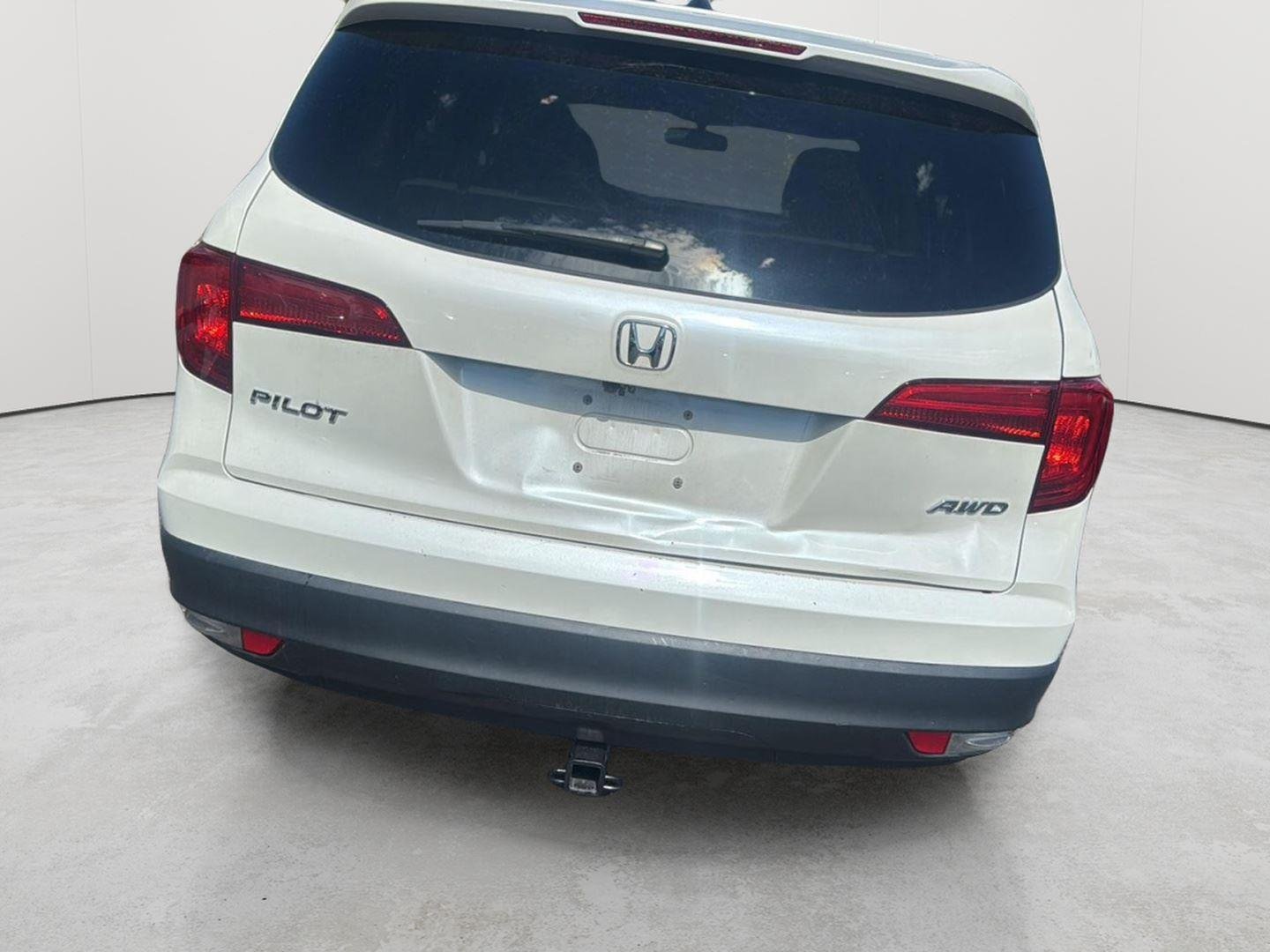 Used 2016  Honda EX-L image 5
