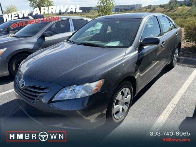 Used 2008 Magnetic Gray Metallic Toyota LE image 2