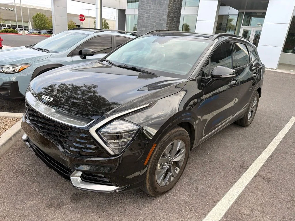 Used 2023 Black Kia SX-Prestige image 30