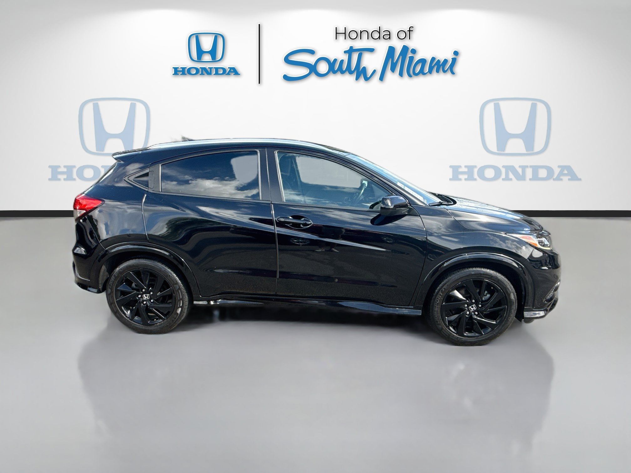 Certified Used 2021 Crystal Black Pearl Honda Sport image 5