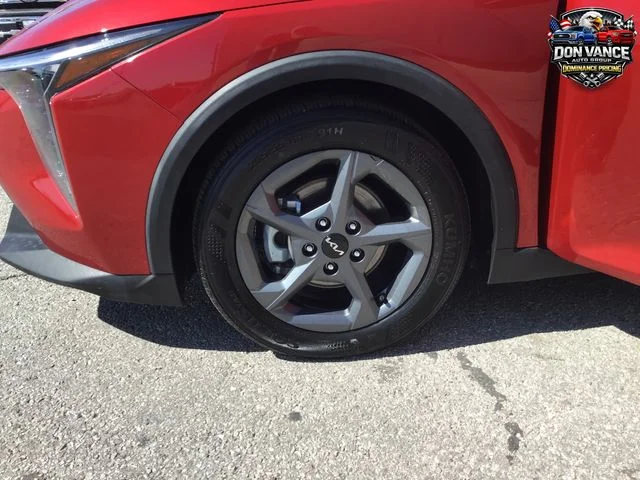Used 2025 Red Kia LXS image 25