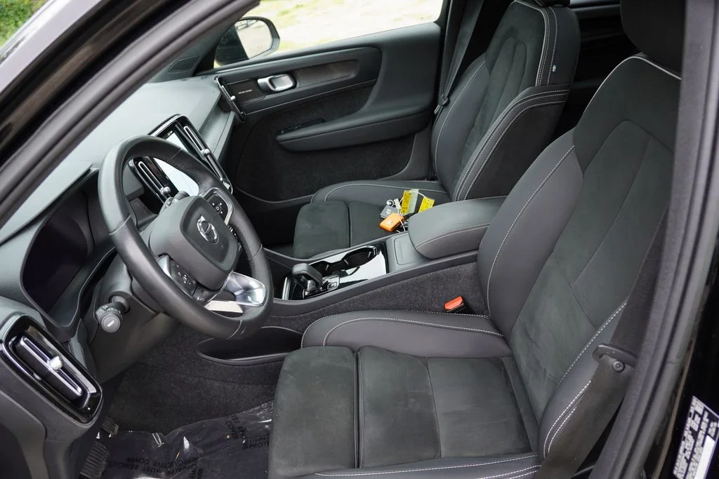 Used 2023 Black Volvo Ultimate image 14