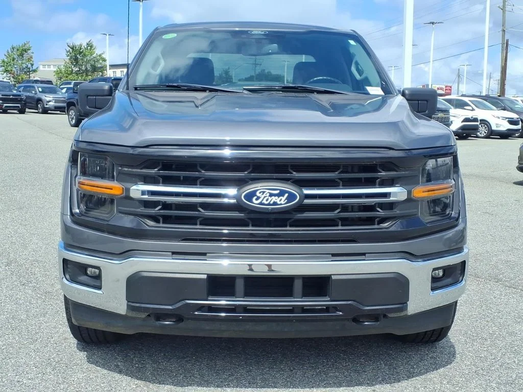 Used 2024 Gray Ford XLT image 27