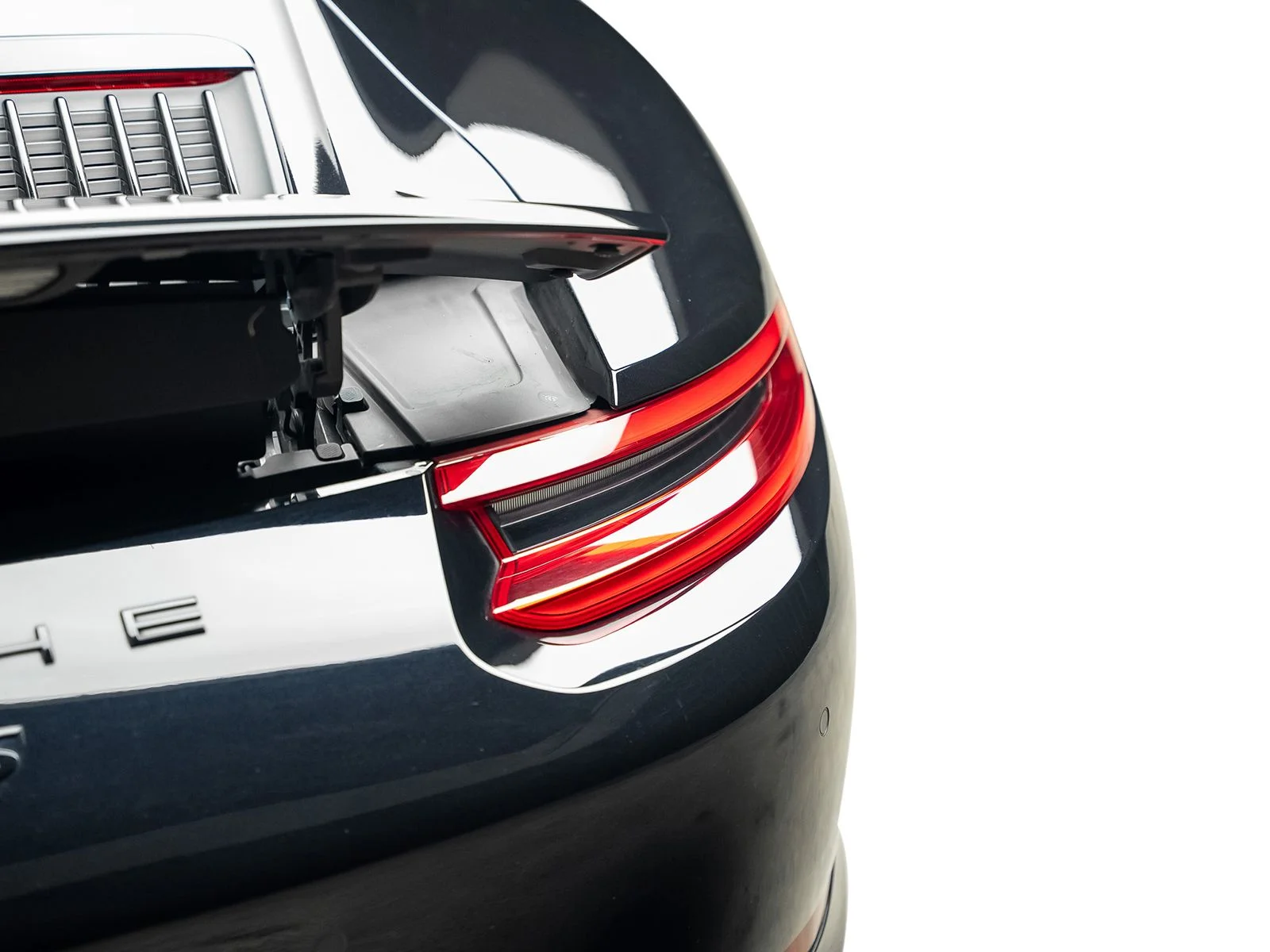 Used 2019 Black Porsche Carrera S image 18