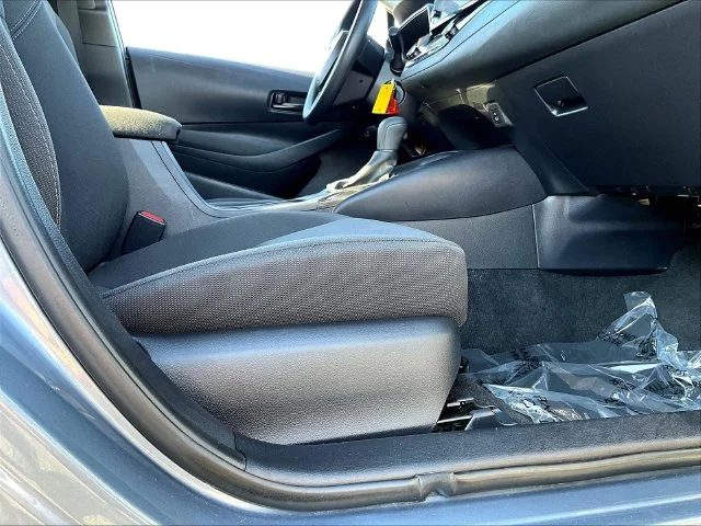 Used 2025 Blue Toyota LE image 34