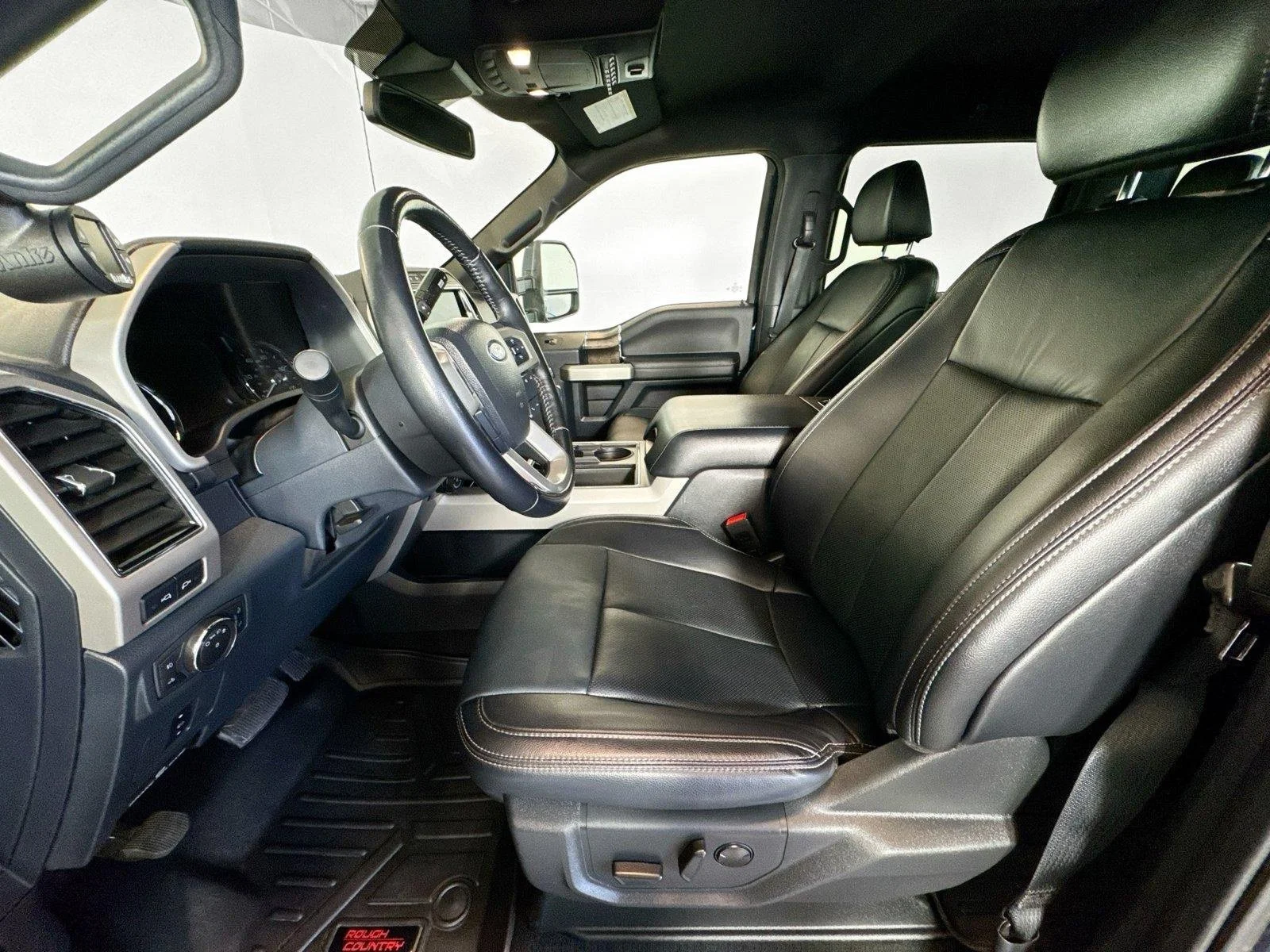 Used 2022 Antimatter Blue Metallic Ford LARIAT image 5