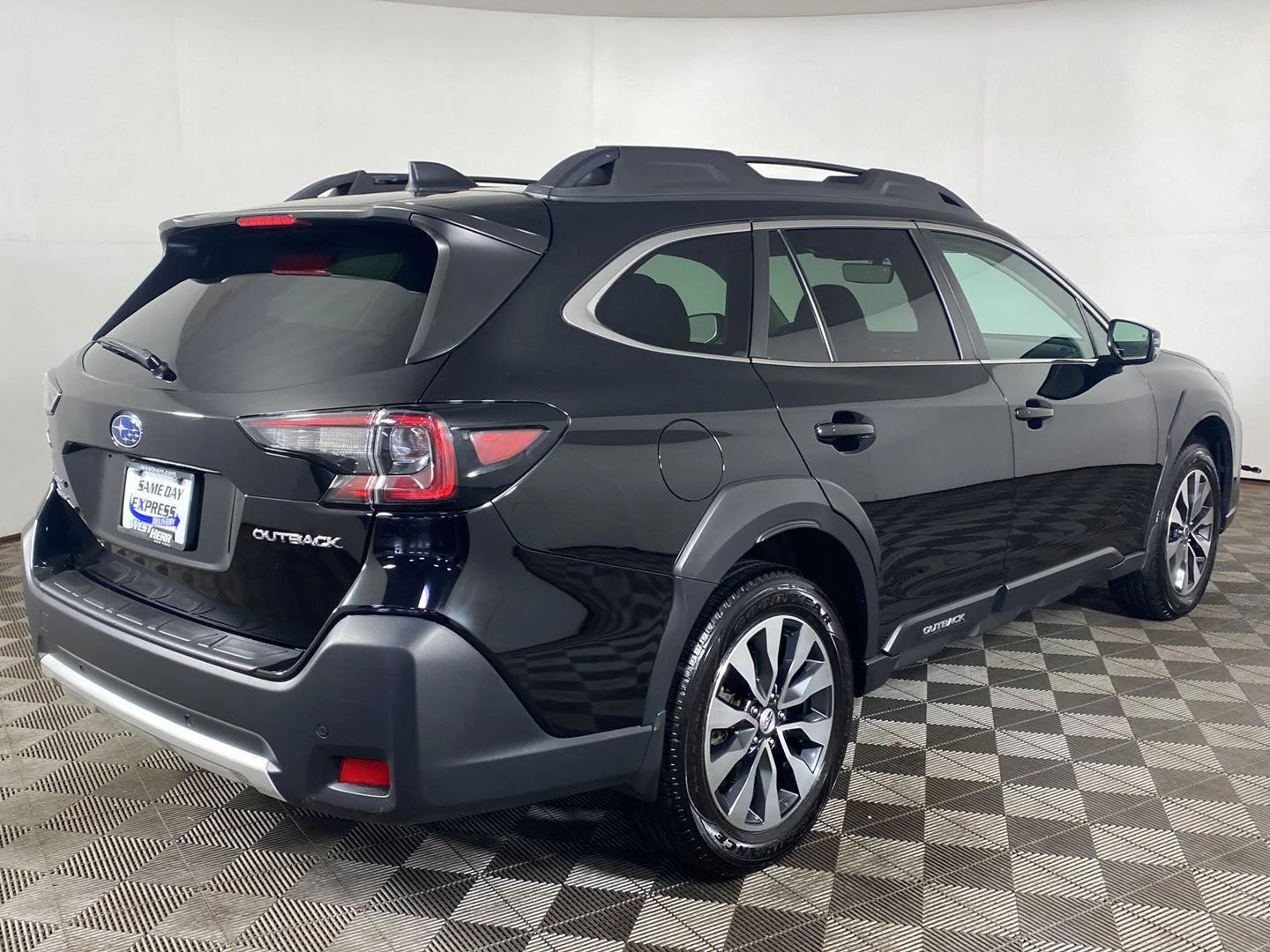 Used 2023 Crystal Black Silica Subaru Limited XT image 5