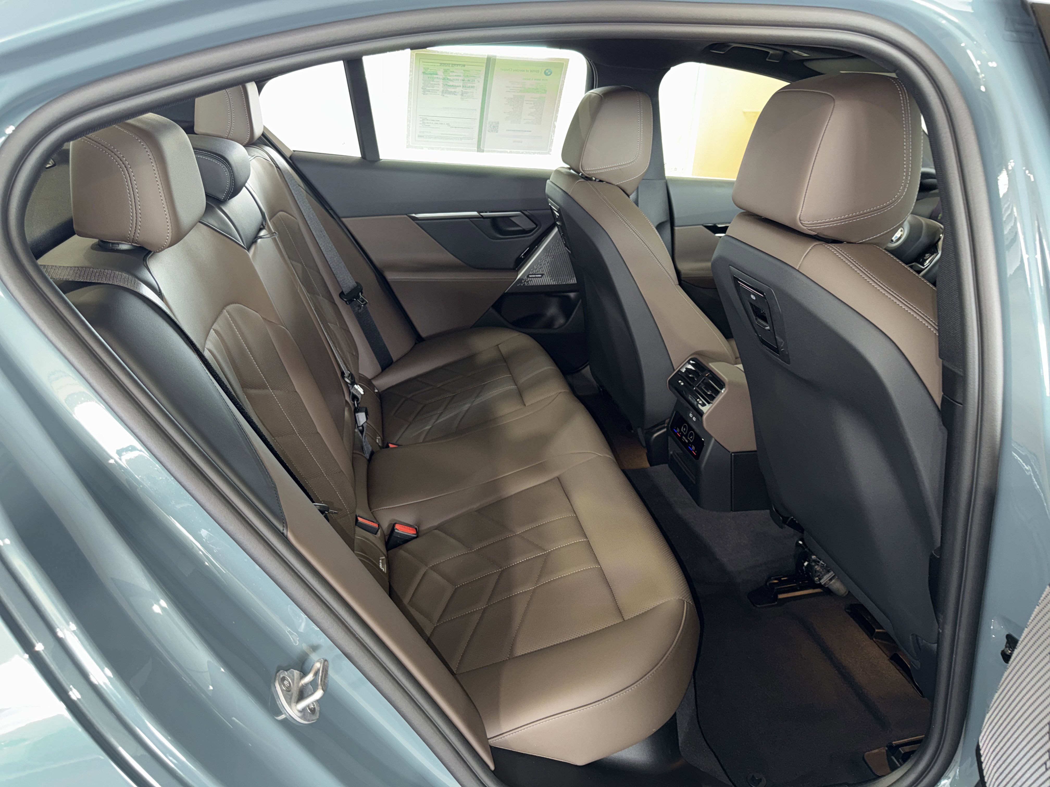 Used 2026 Cape York Green Metallic BMW 530i image 12