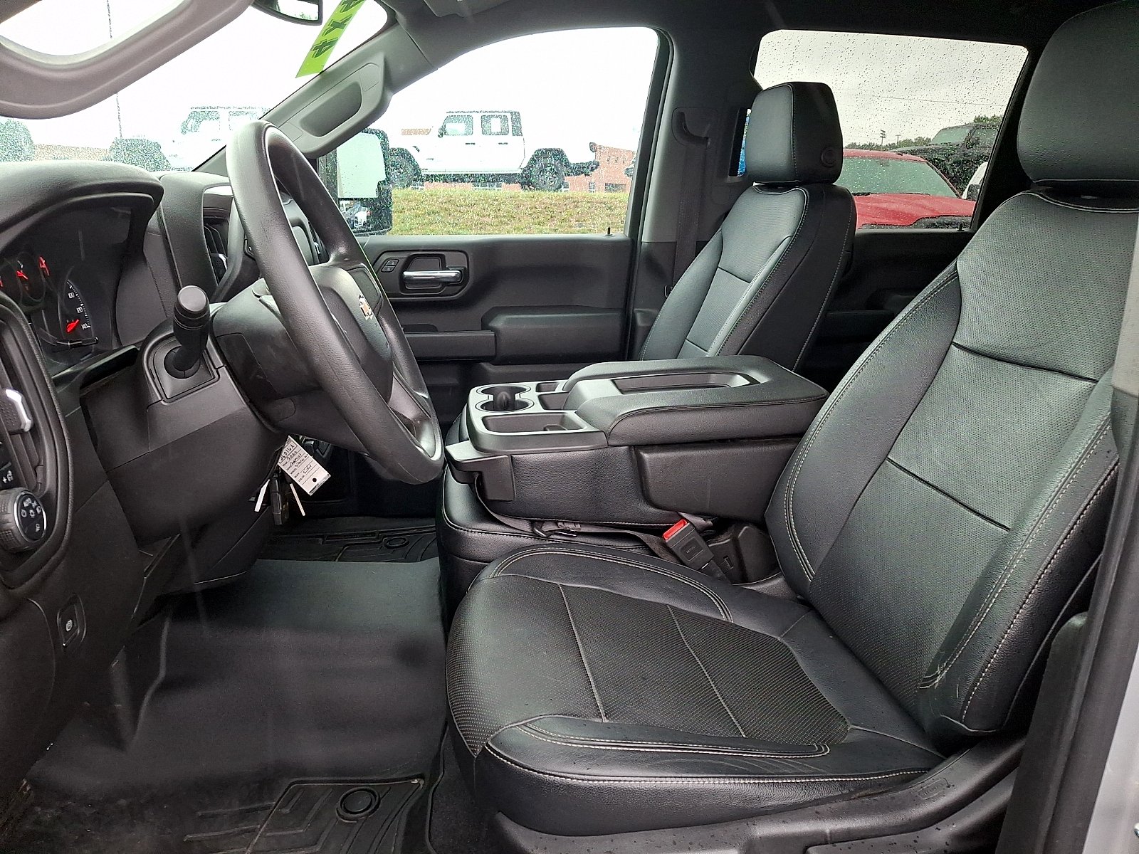 Used 2020 Silver Ice Metallic - GAN Chevrolet 4WD Crew Cab Standard Bed Custom image 13