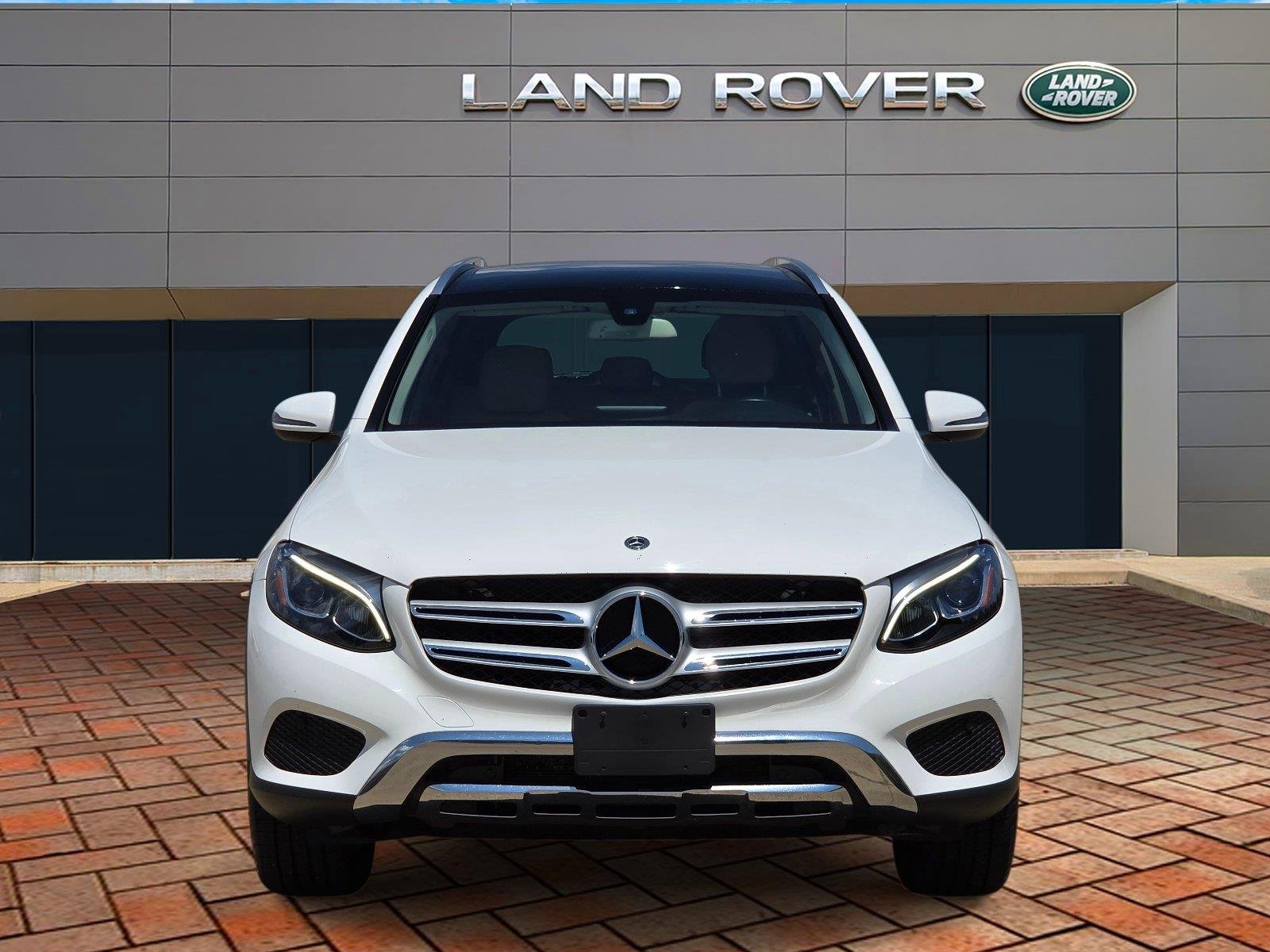 Used 2019 Polar White Mercedes-Benz GLC 300 image 2
