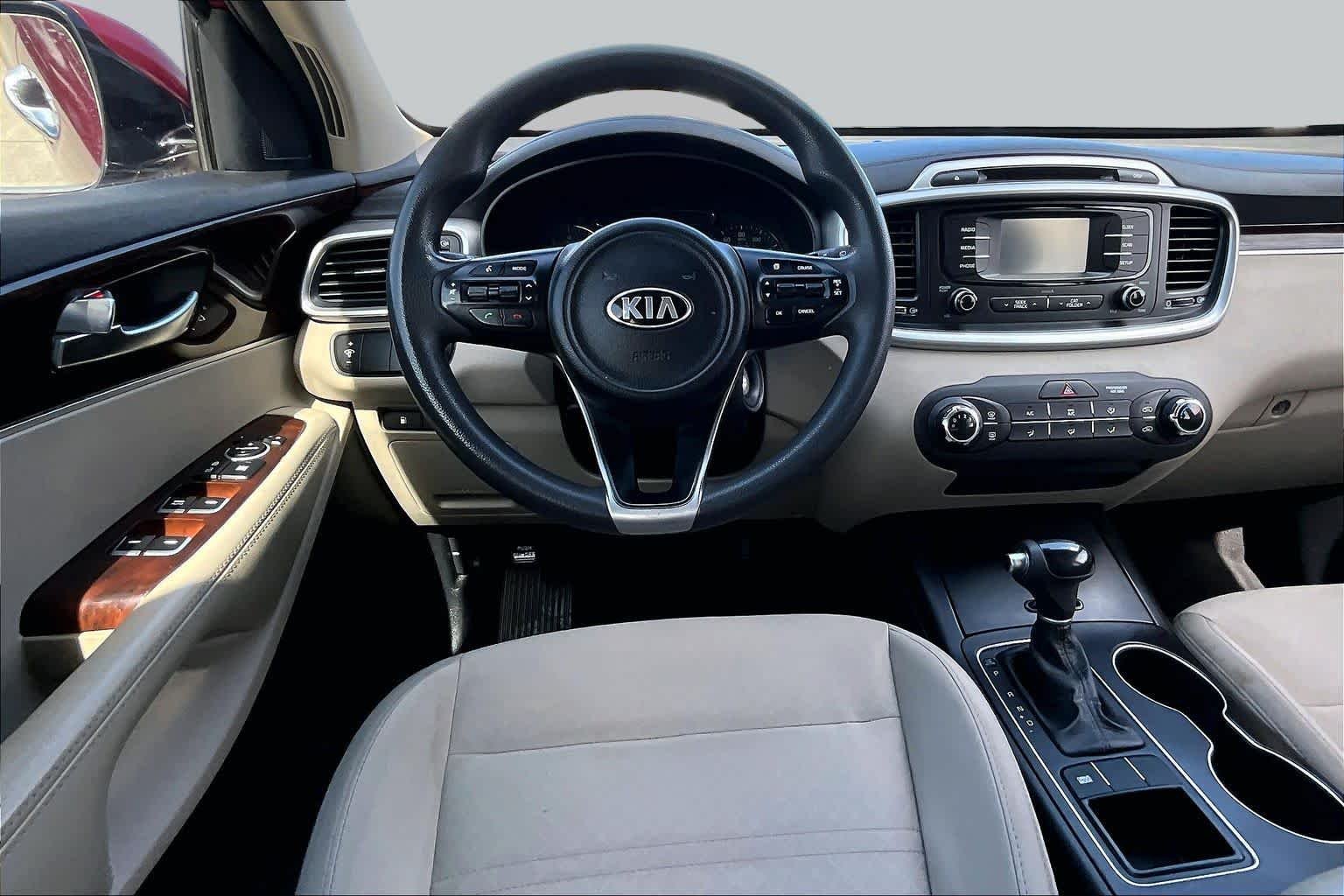 Used 2017 Remington Red Kia LX V6 image 6