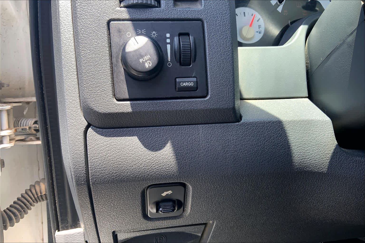 Used 2008 Bright White Dodge Laramie image 33