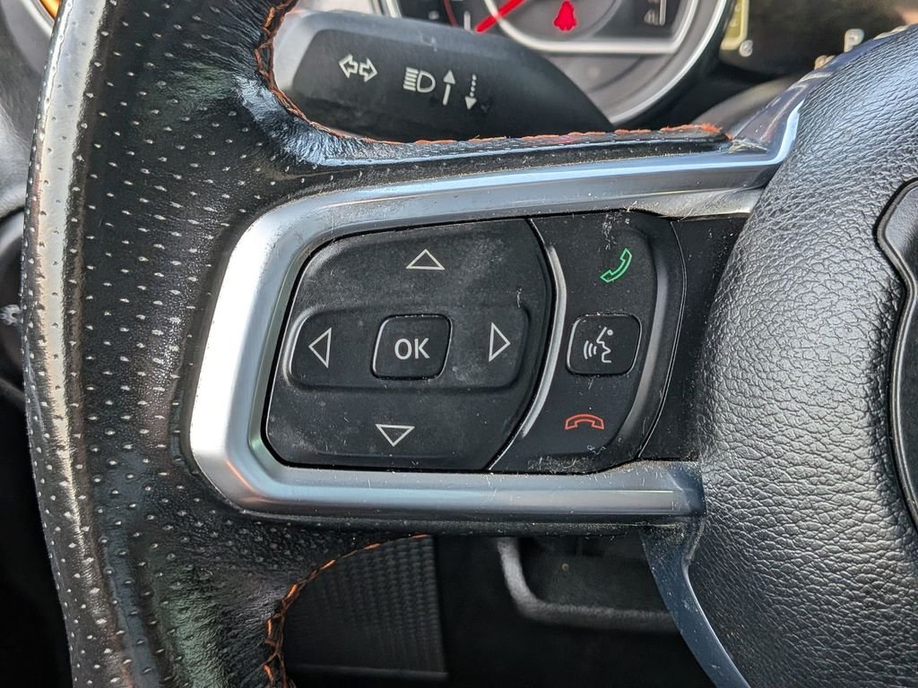 Used 2021 Gray Jeep Mojave image 19
