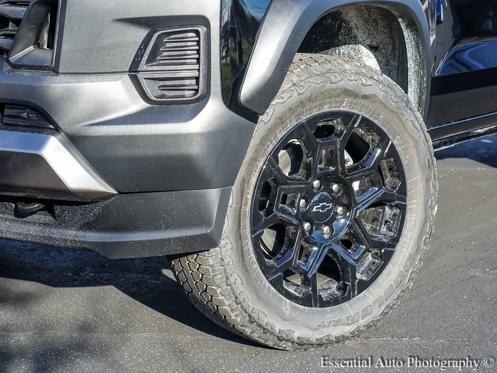 2026 Chevrolet Colorado Trail Boss - Photo 5