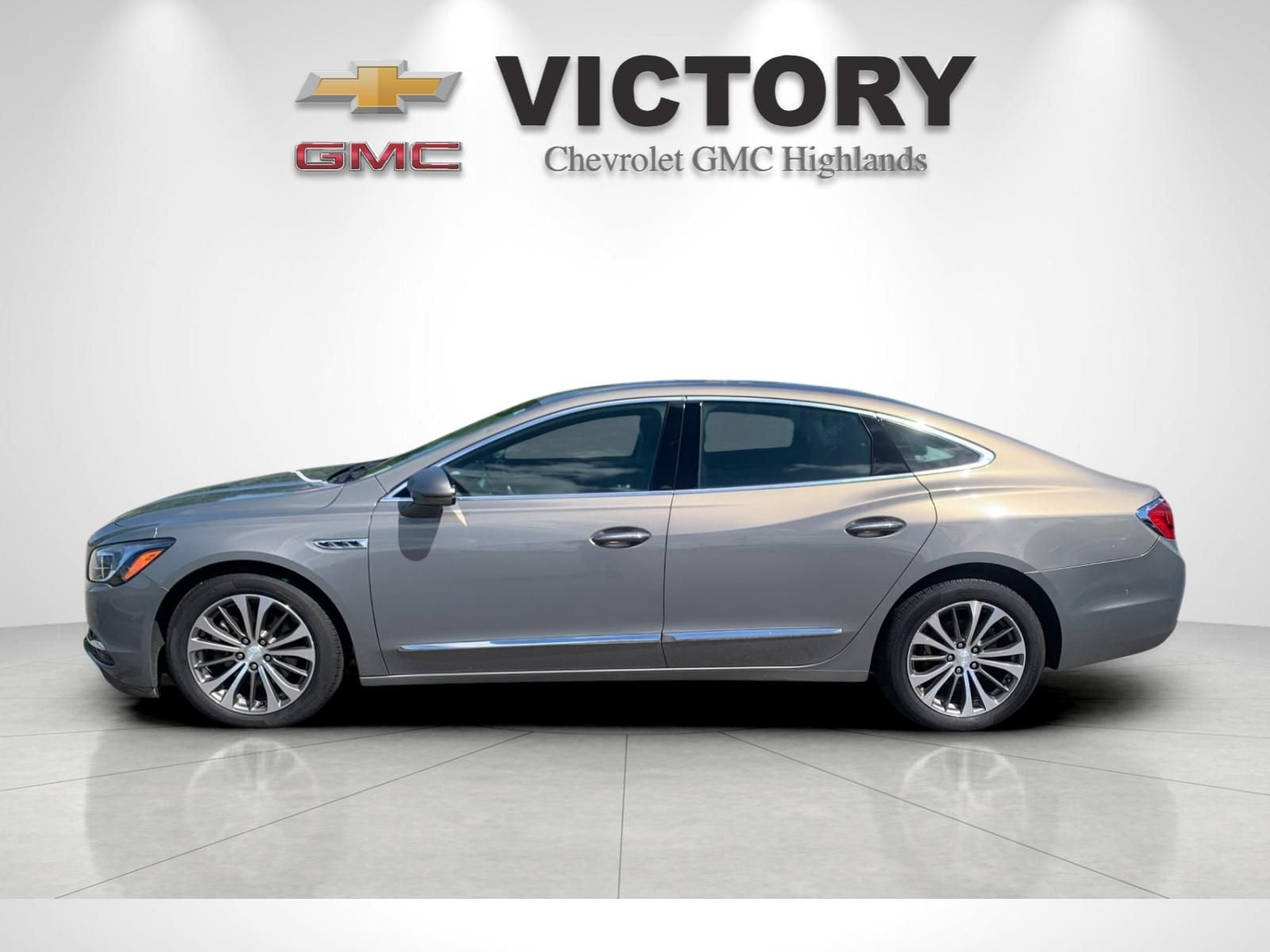 Used 2019  Buick Premium I Group image 6