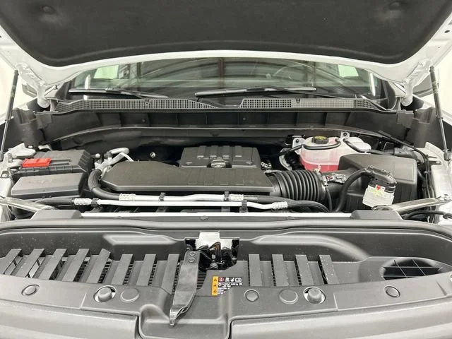 New 2026 Summit White Chevrolet LT (2FL) image 6