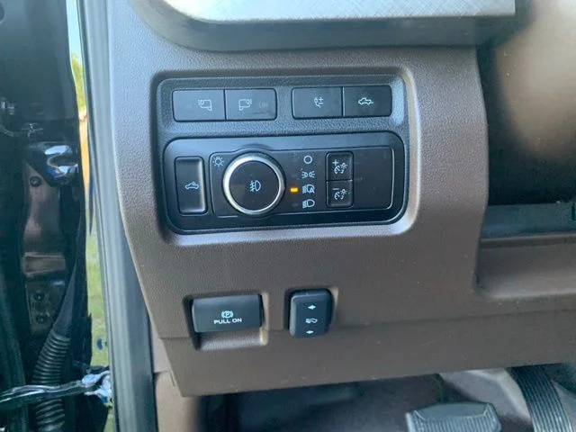 Used 2023 Gray Ford King Ranch image 24