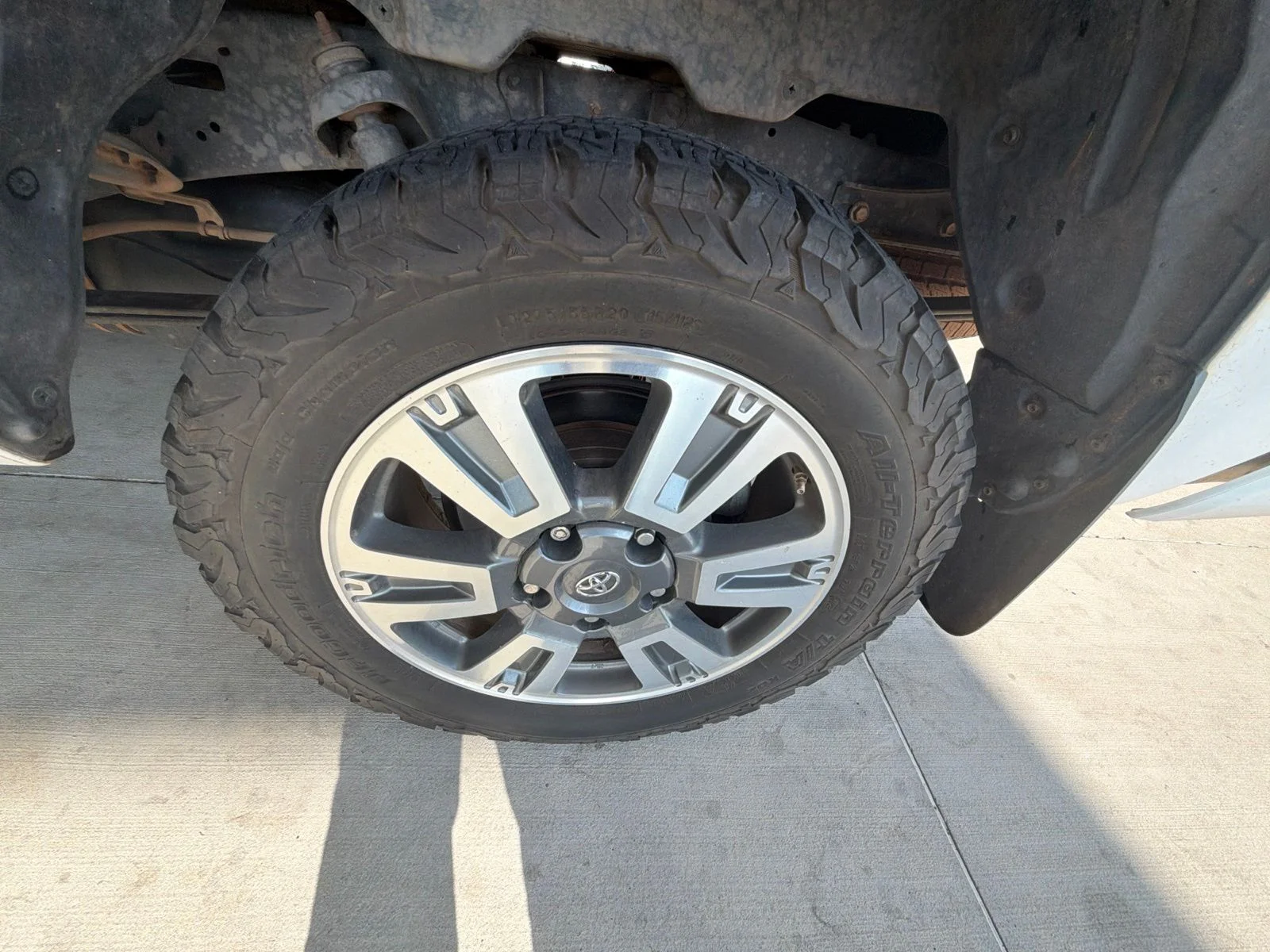 Used 2020 White Toyota Platinum image 18