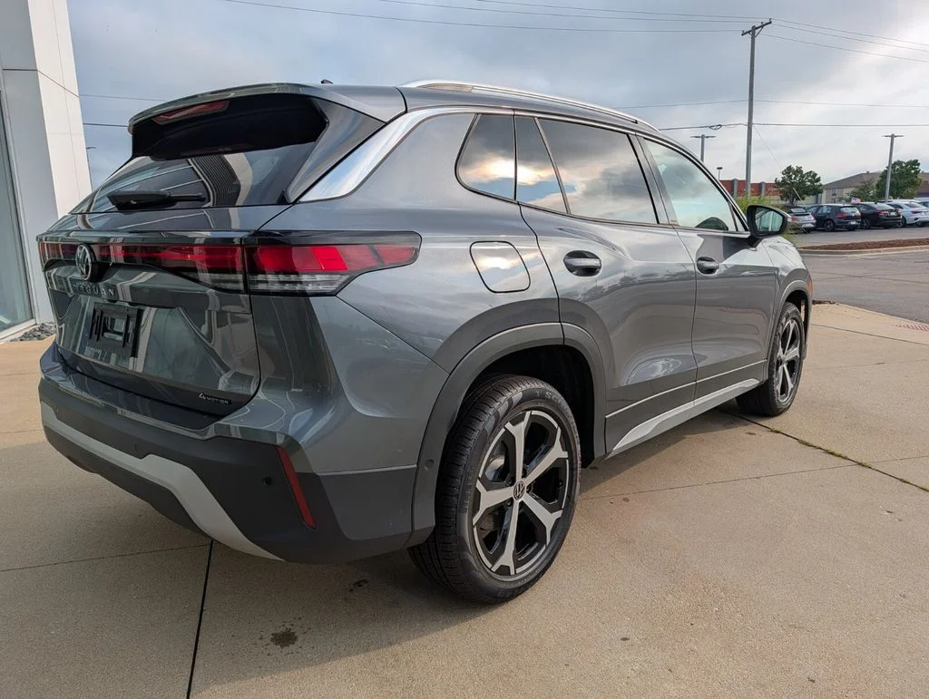 New 2026 Gray Volkswagen 2.0T SE image 3