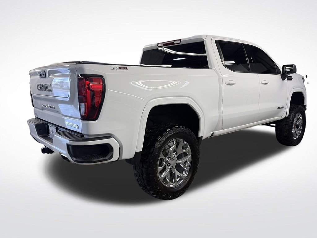 Used 2024 Summit White GMC Elevation image 8