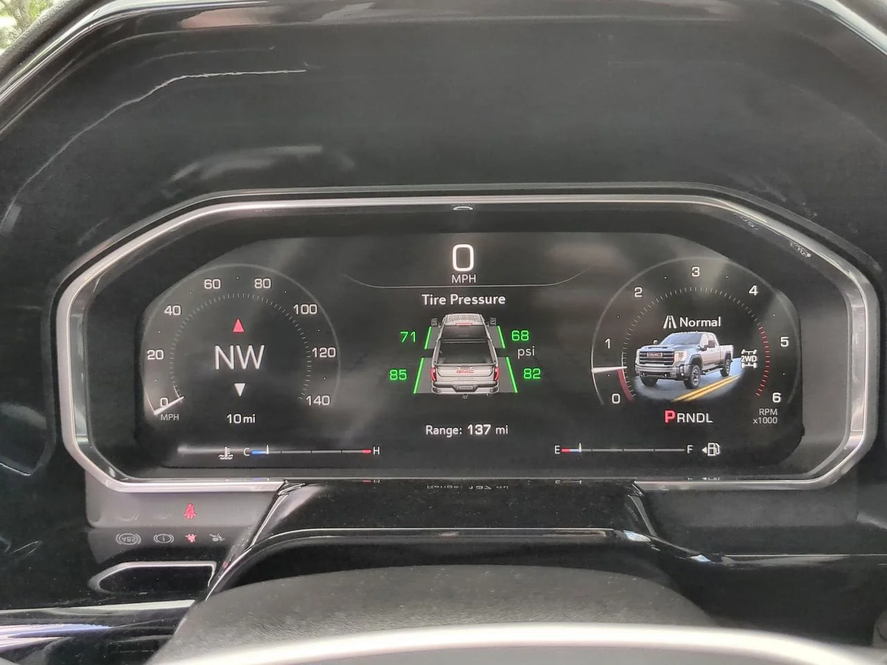 New 2026 Summit White GMC SLE image 11