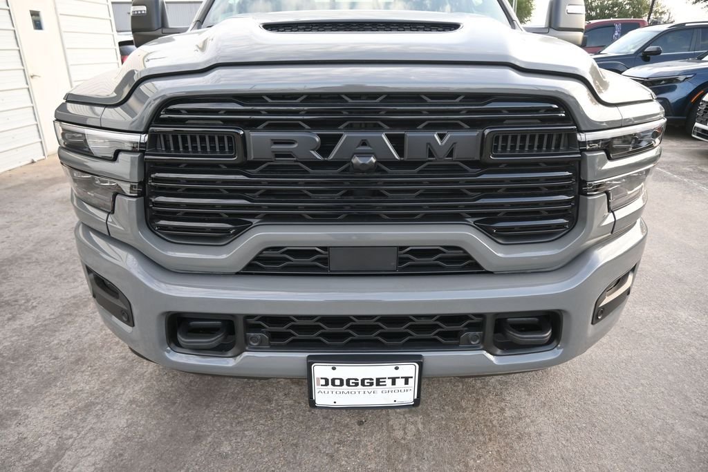 New 2026 Ceramic Gray Clear-Coat Exterior Paint RAM Laramie image 19