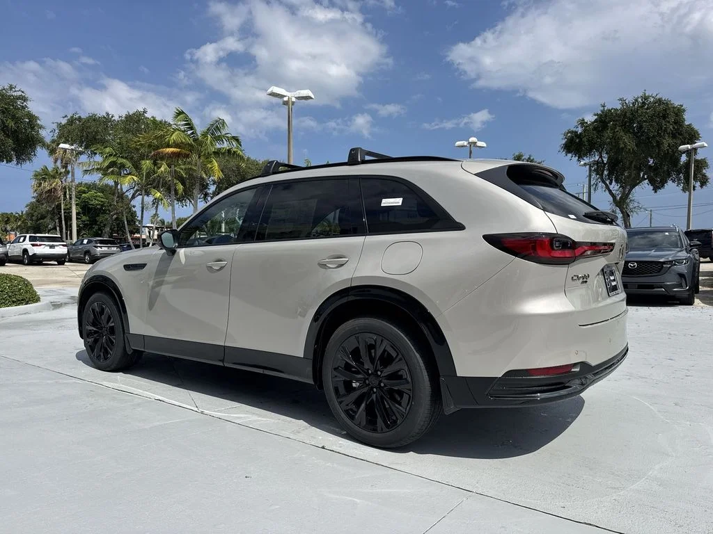 New 2026 Platinum Mazda 3.3 Turbo S Premium Sport AWD image 26