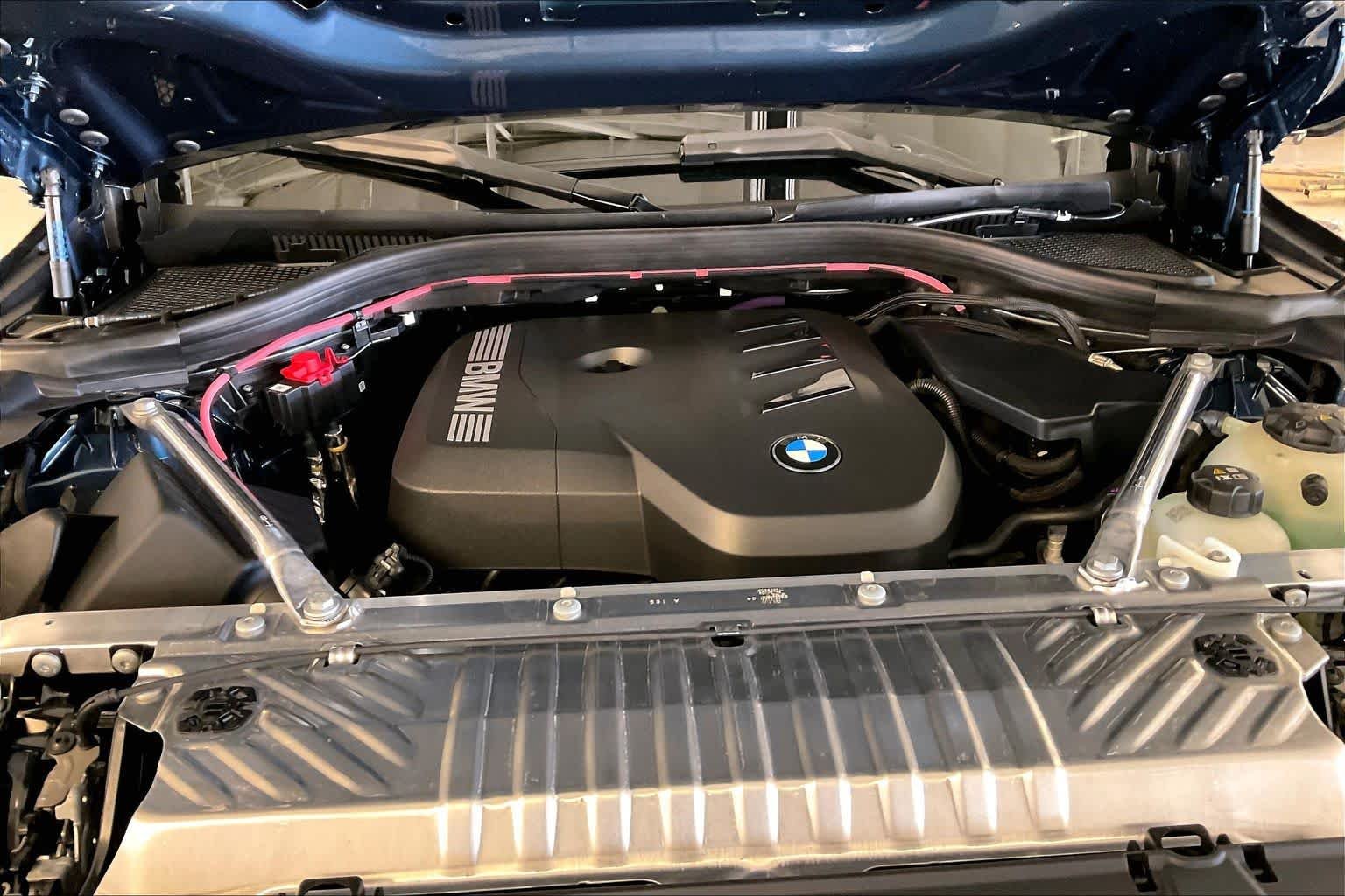 New 2026 Arctic Race Blue metallic BMW 30 xDrive image 16