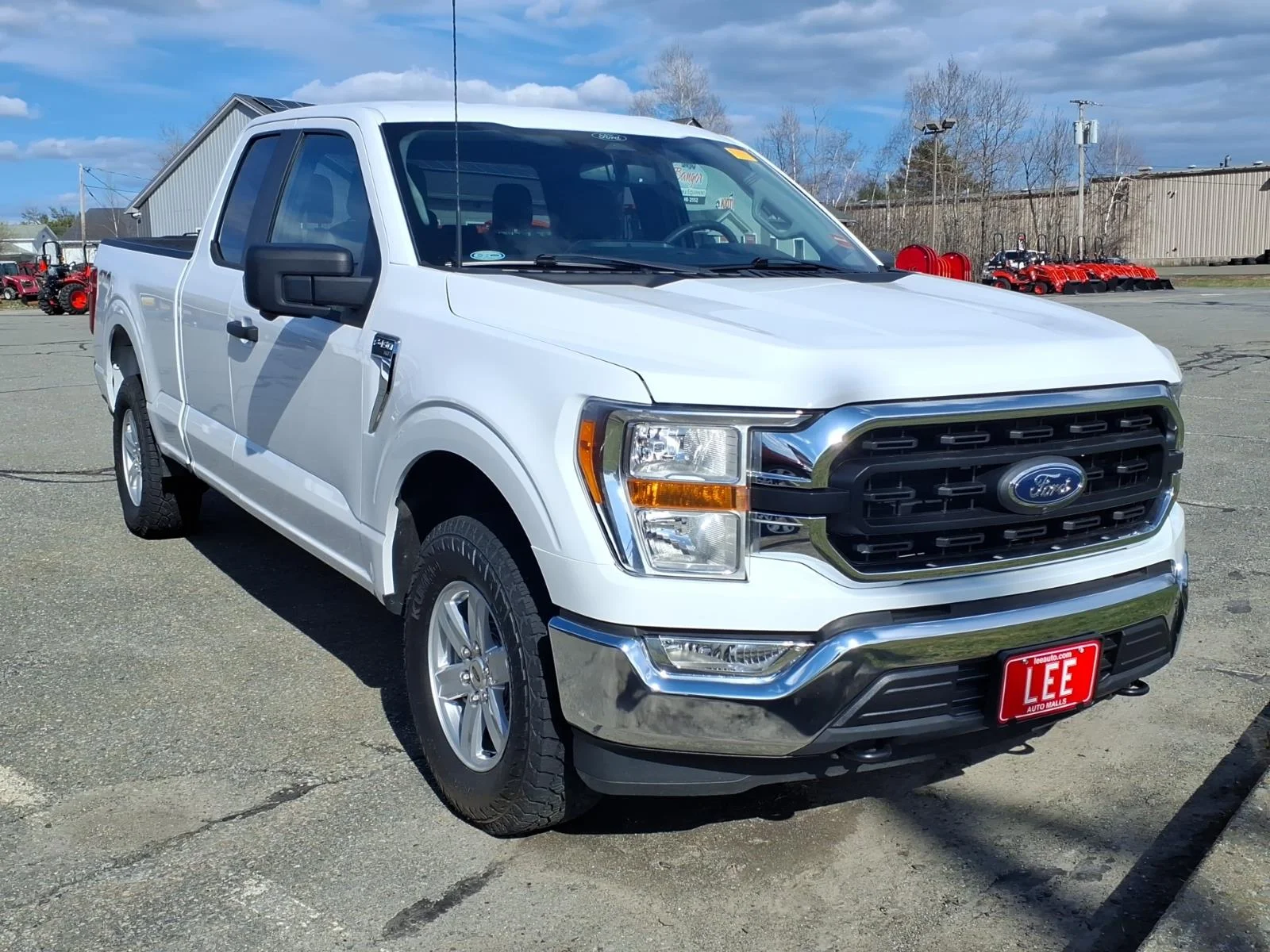 Used 2022 Oxford White Ford XLT image 3