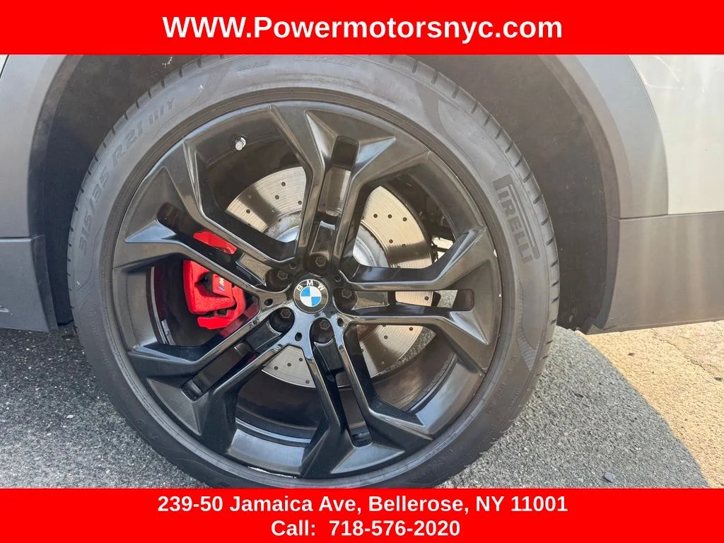 Used 2023 White BMW xDrive40i image 16