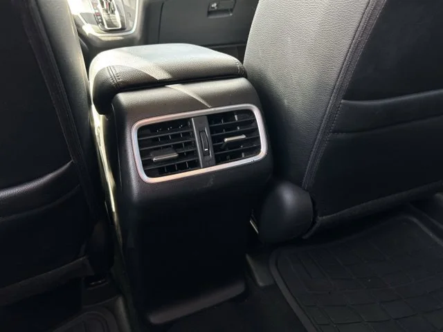 Used 2016 Alabaster Silver Metallic Honda EX-L image 20