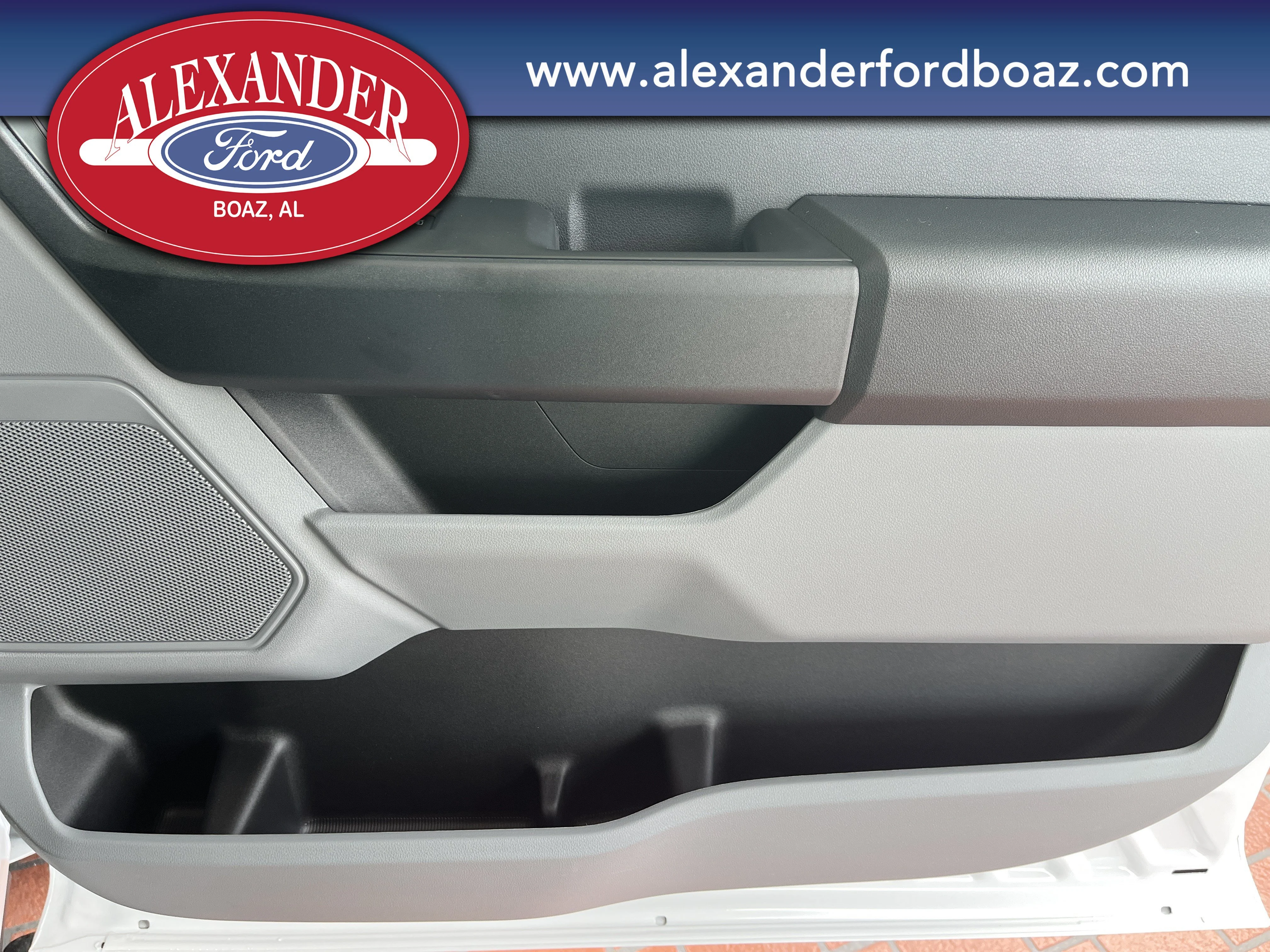 New 2026 Oxford White Ford F-250® XL image 18