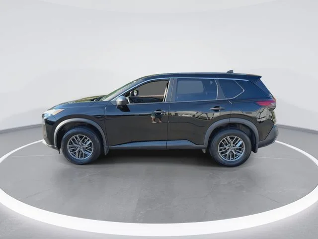 Used 2023 Black Nissan S image 5