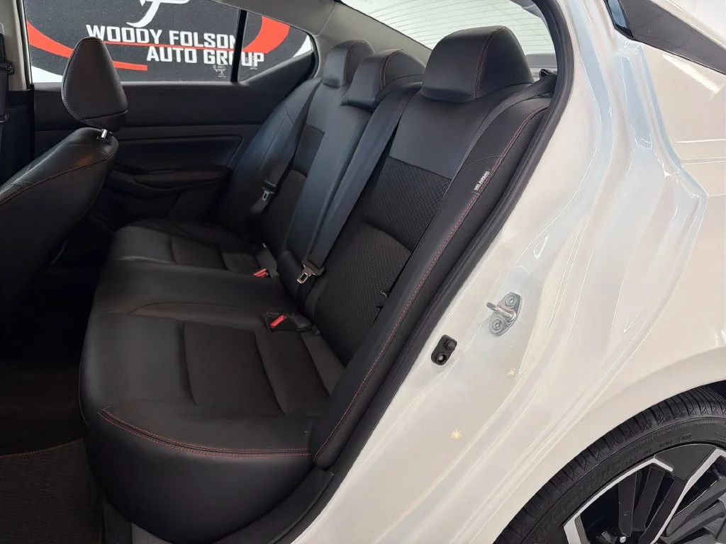 Used 2025 White Nissan 2.5 SR image 10