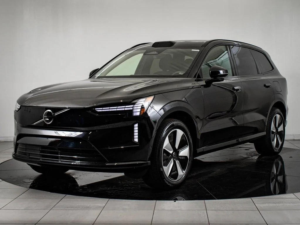 2025 Volvo EX90