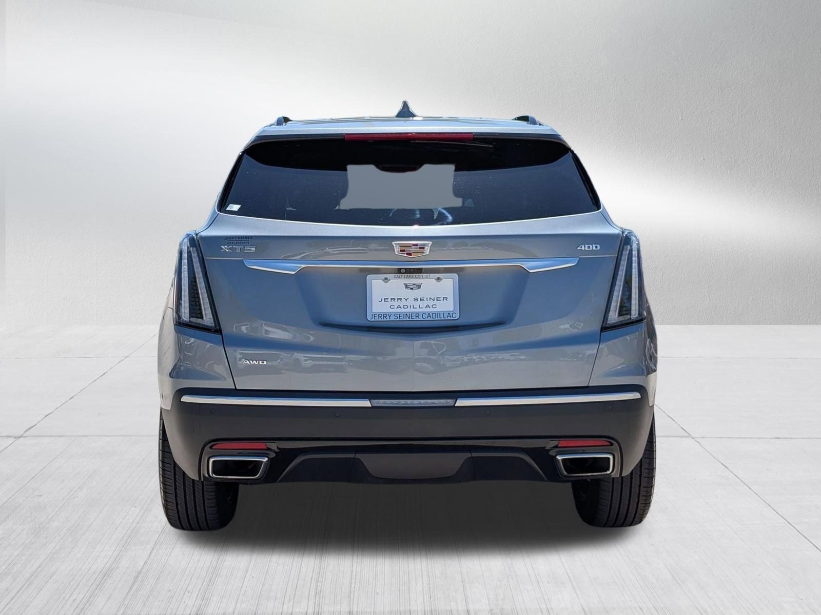 Used 2023 Argent Silver Metallic Cadillac Sport image 4