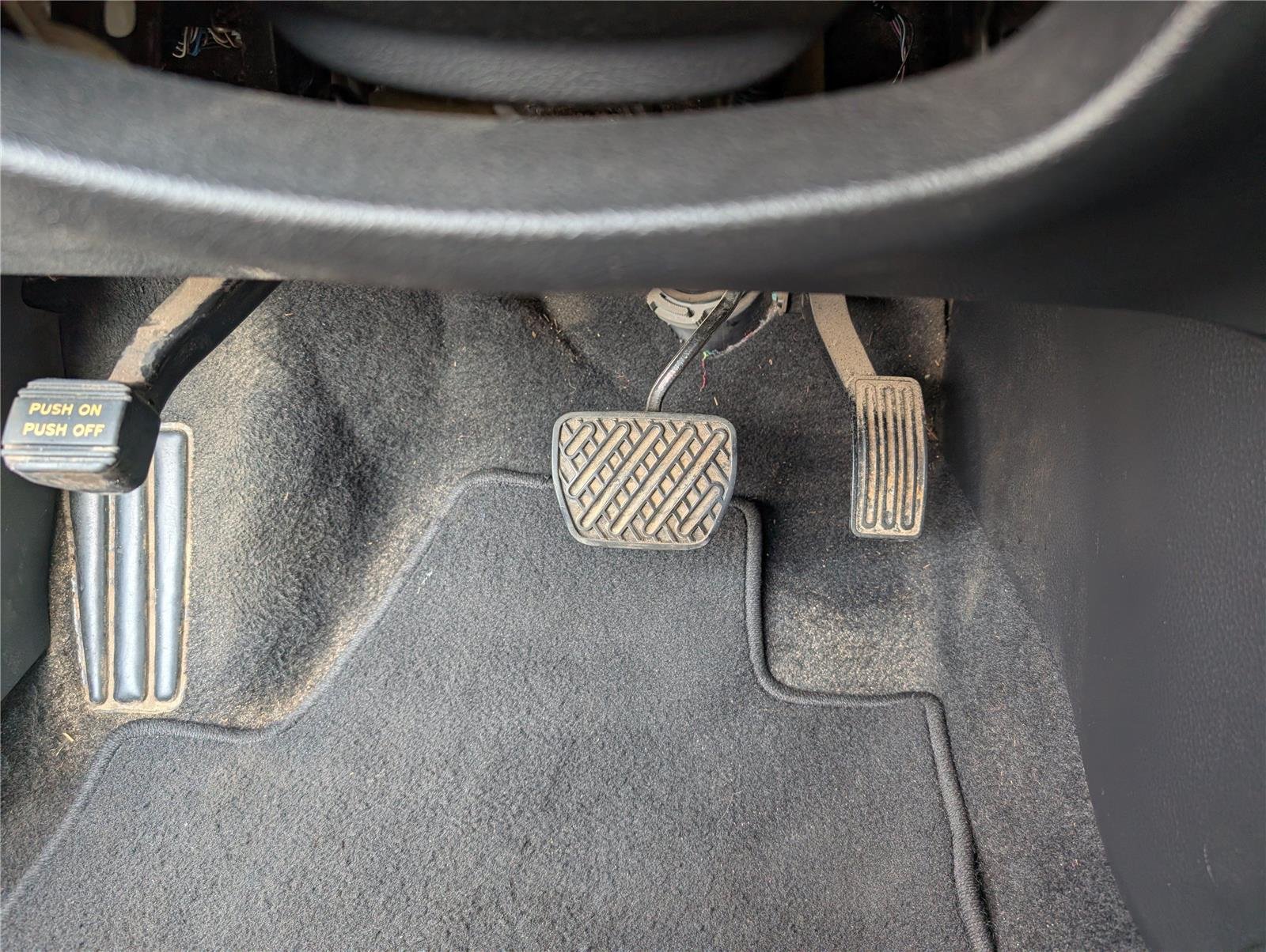 Used 2015 Storm Nissan 2.5 S image 28
