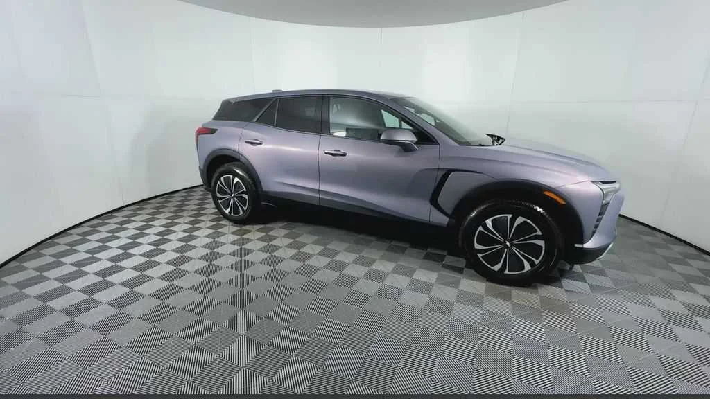2026 Chevrolet Blazer EV LT - Photo 19